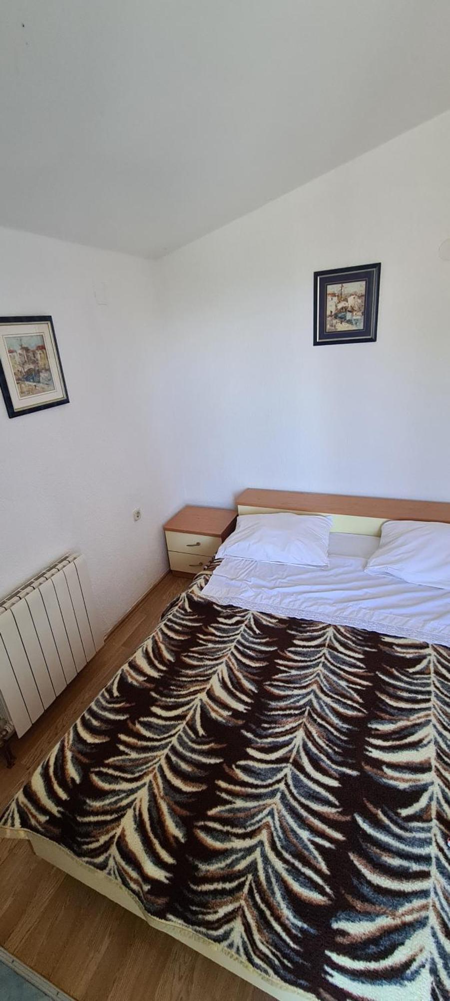 Apartments Hugo Malinska Pokoj fotografie