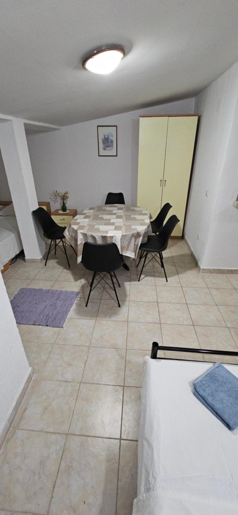 Apartments Hugo Malinska Pokoj fotografie