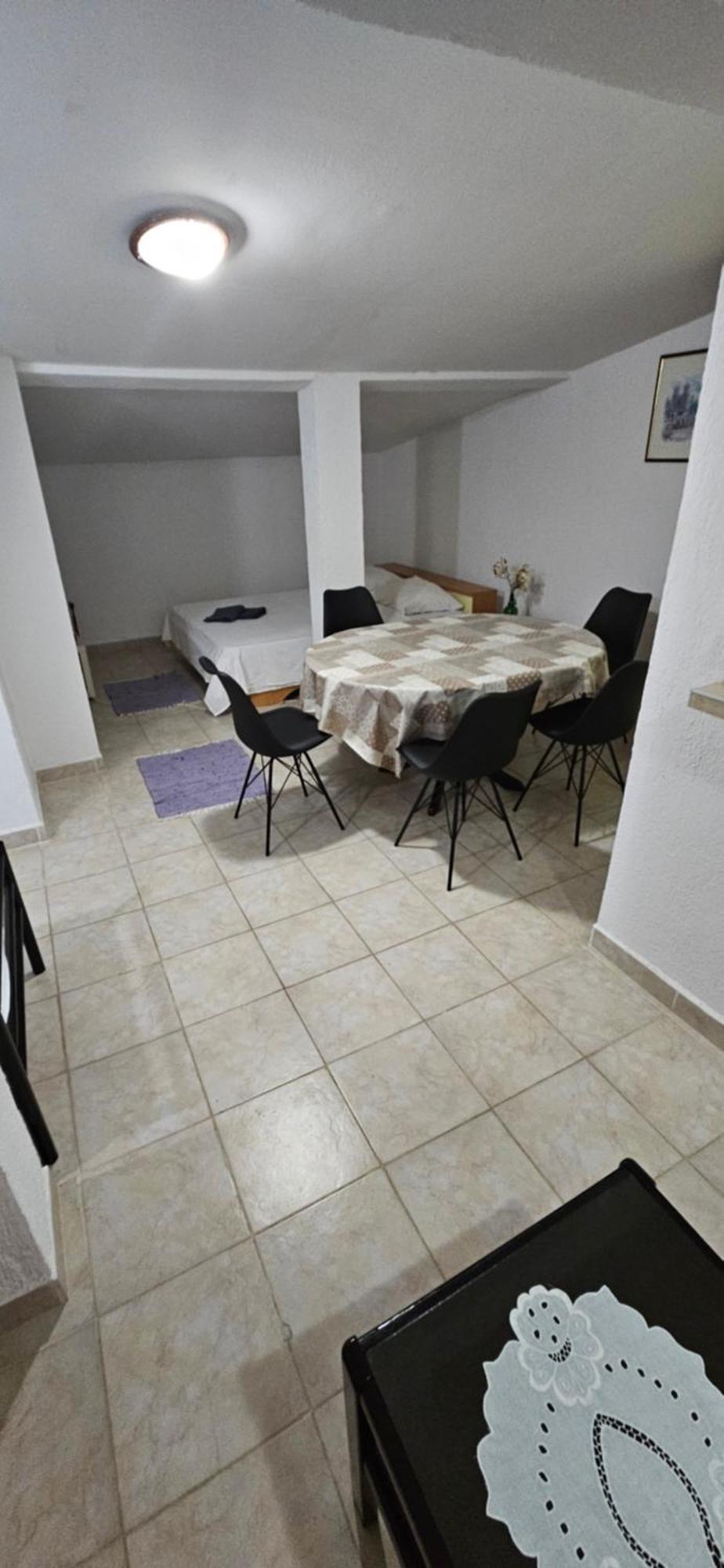Apartments Hugo Malinska Pokoj fotografie